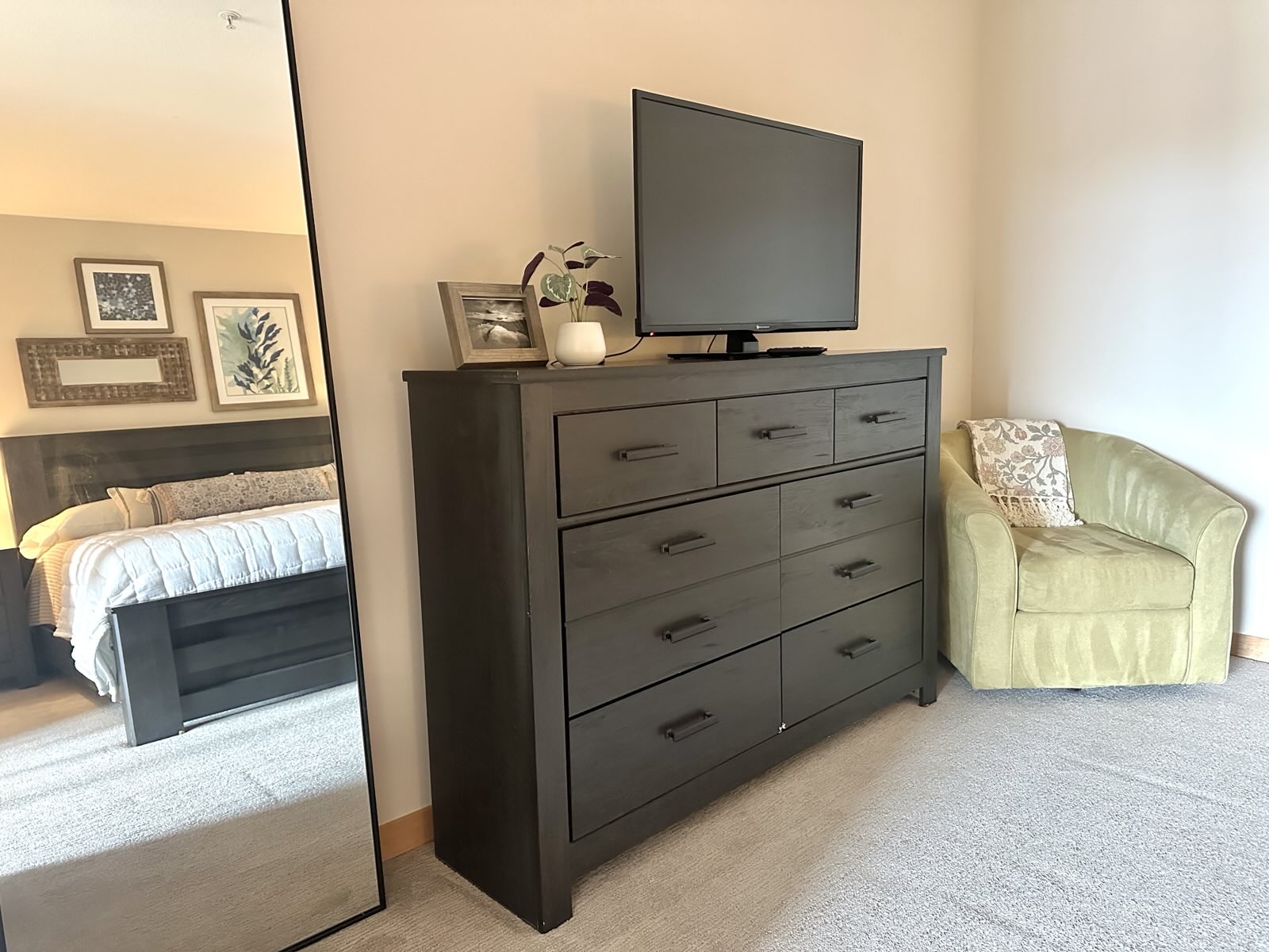 116 - bedroom - 7-21-25
