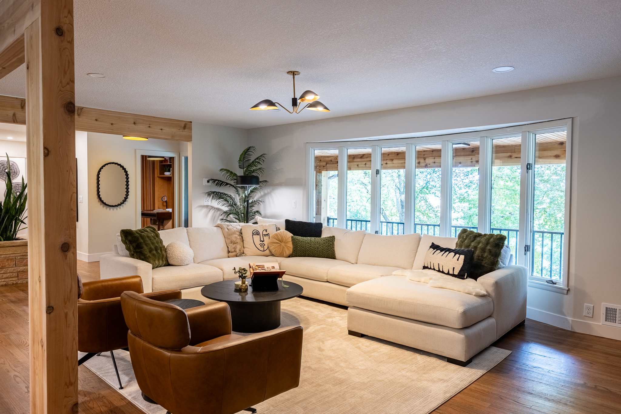 5320 living room (2)