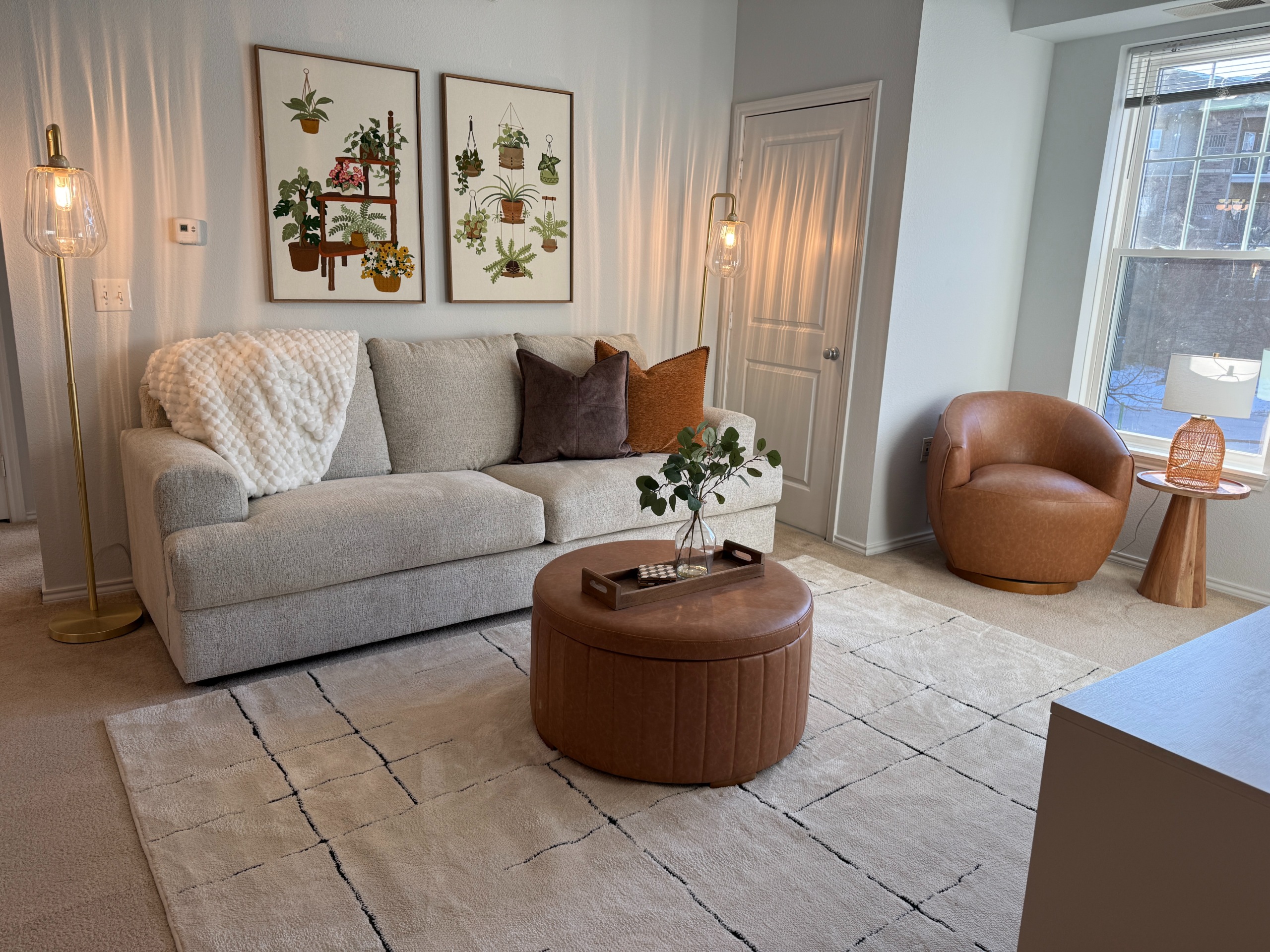 1102 living room (2)