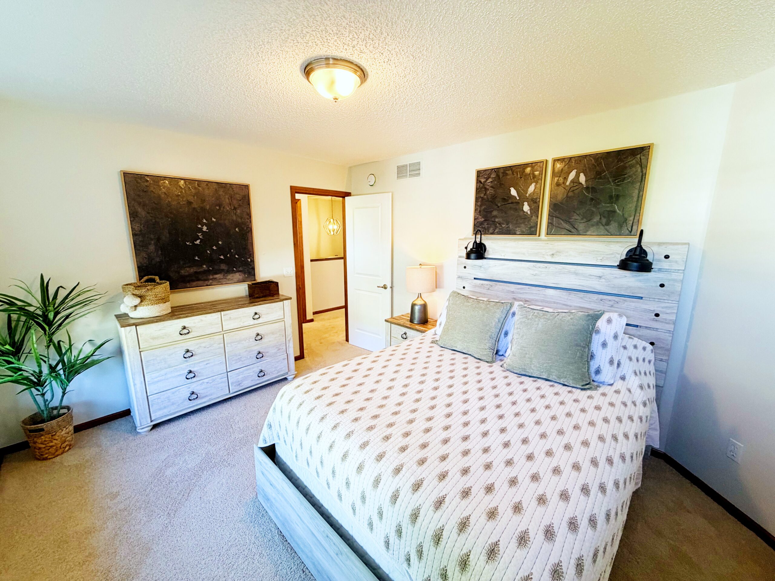 15657 bedroom 3